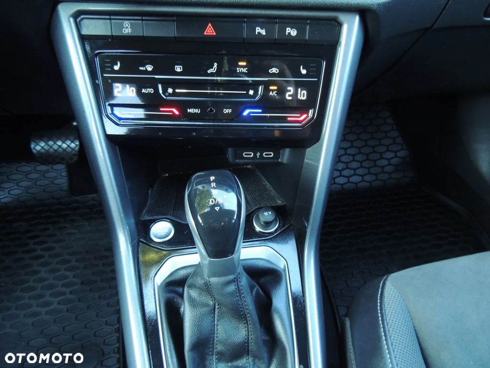 Volkswagen T-Roc 1.5 TSI Style DSG - 26