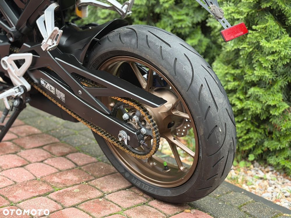 Honda CB - 21
