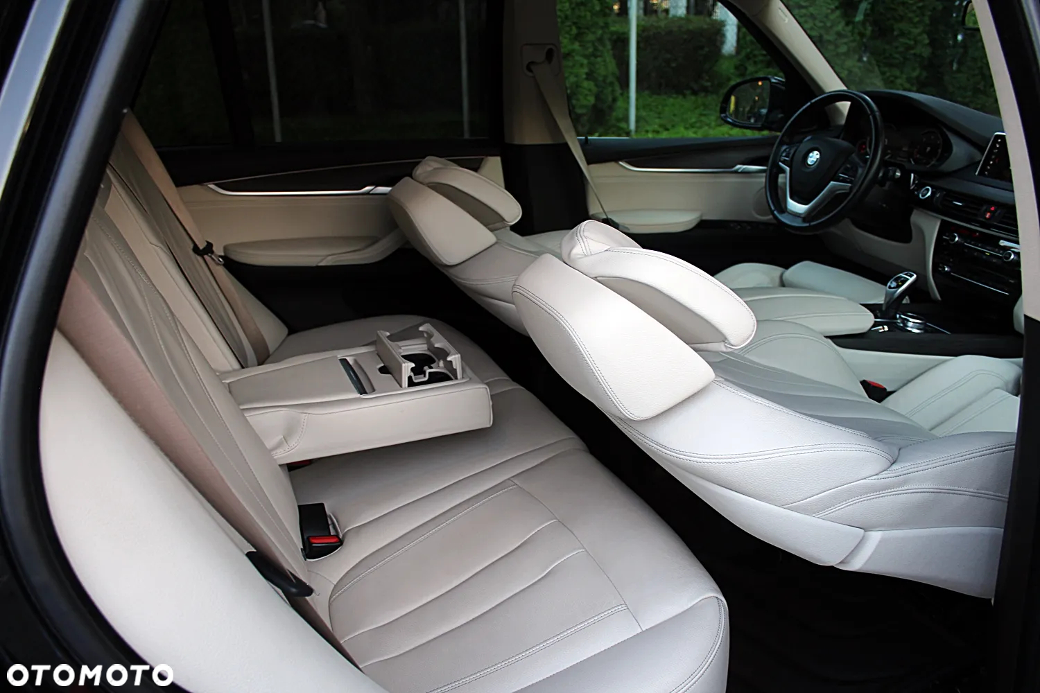 BMW X5 xDrive40d - 14