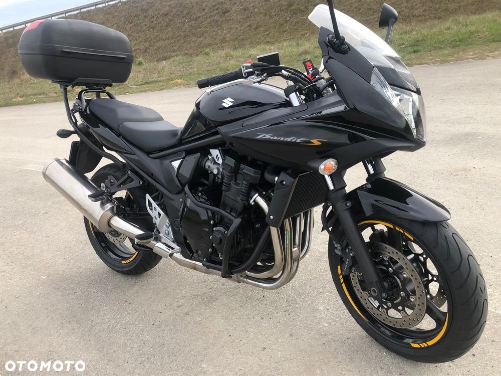 Suzuki Bandit - 1