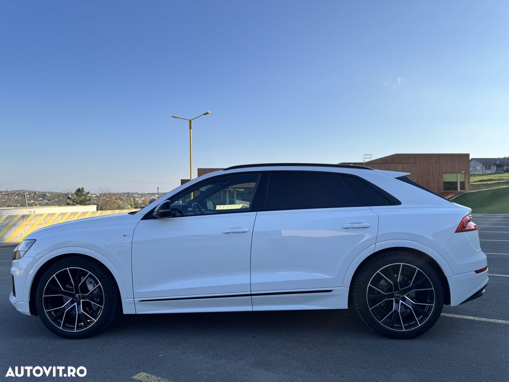 Audi Q8 3.0 55 TFSI quattro Tiptronic MHEV - 12