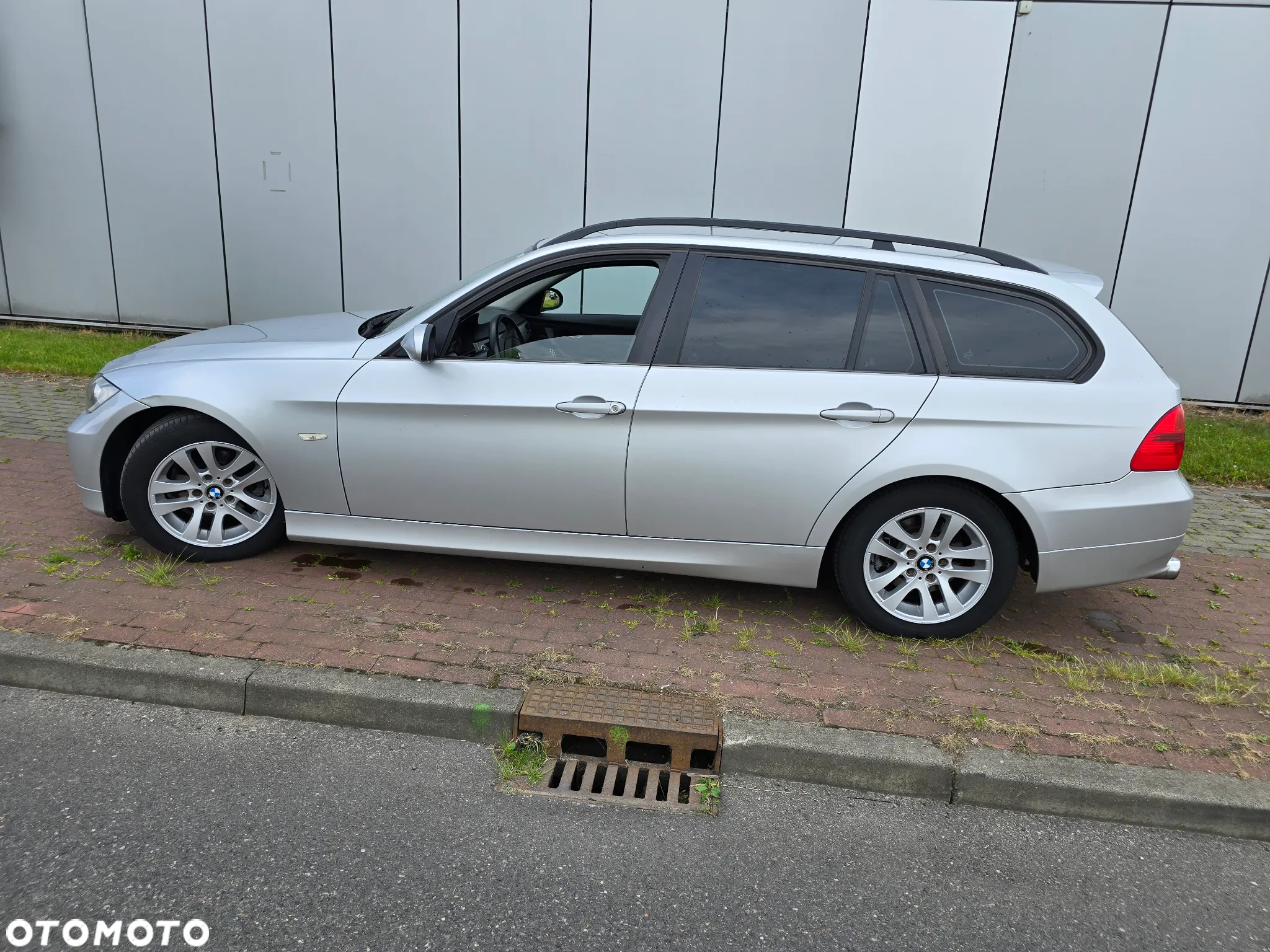 BMW Seria 3 320i Touring - 5