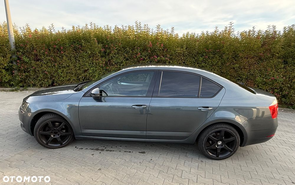 Skoda Octavia - 4