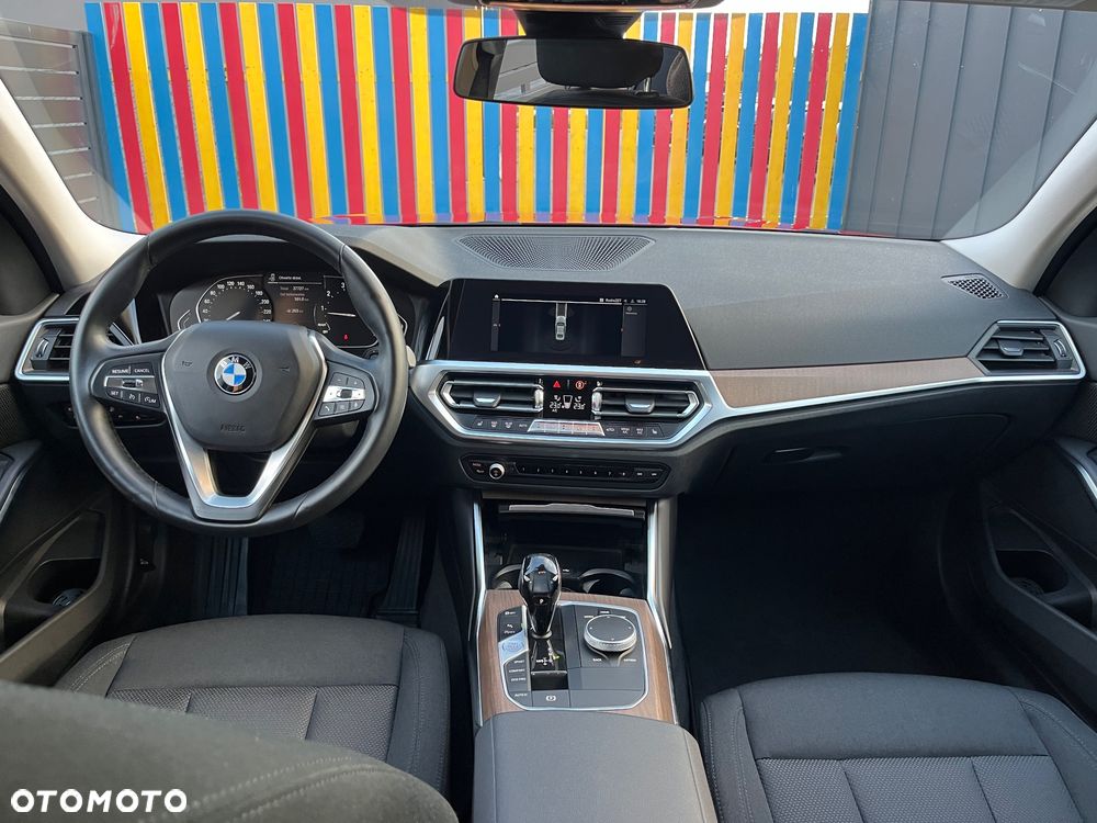 BMW Seria 3 - 11