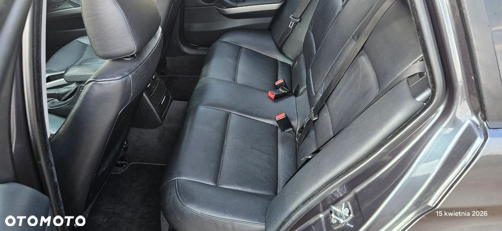 BMW Seria 3 320d - 11