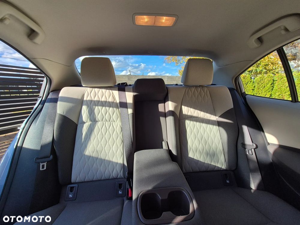 Toyota Corolla - 17