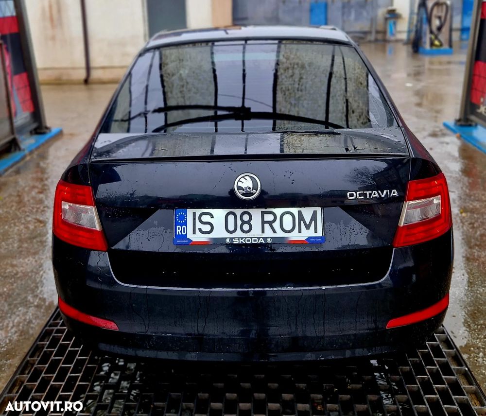 Skoda Octavia 1.6 TDI ELEGANCE - 12