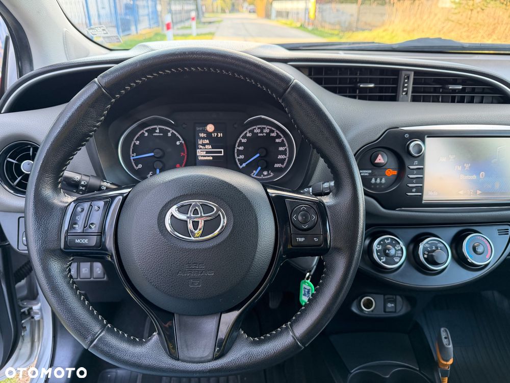 Toyota Yaris 1.0 VVT-i Life - 30