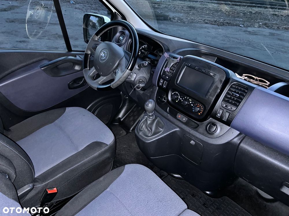Opel Vivaro B - 23
