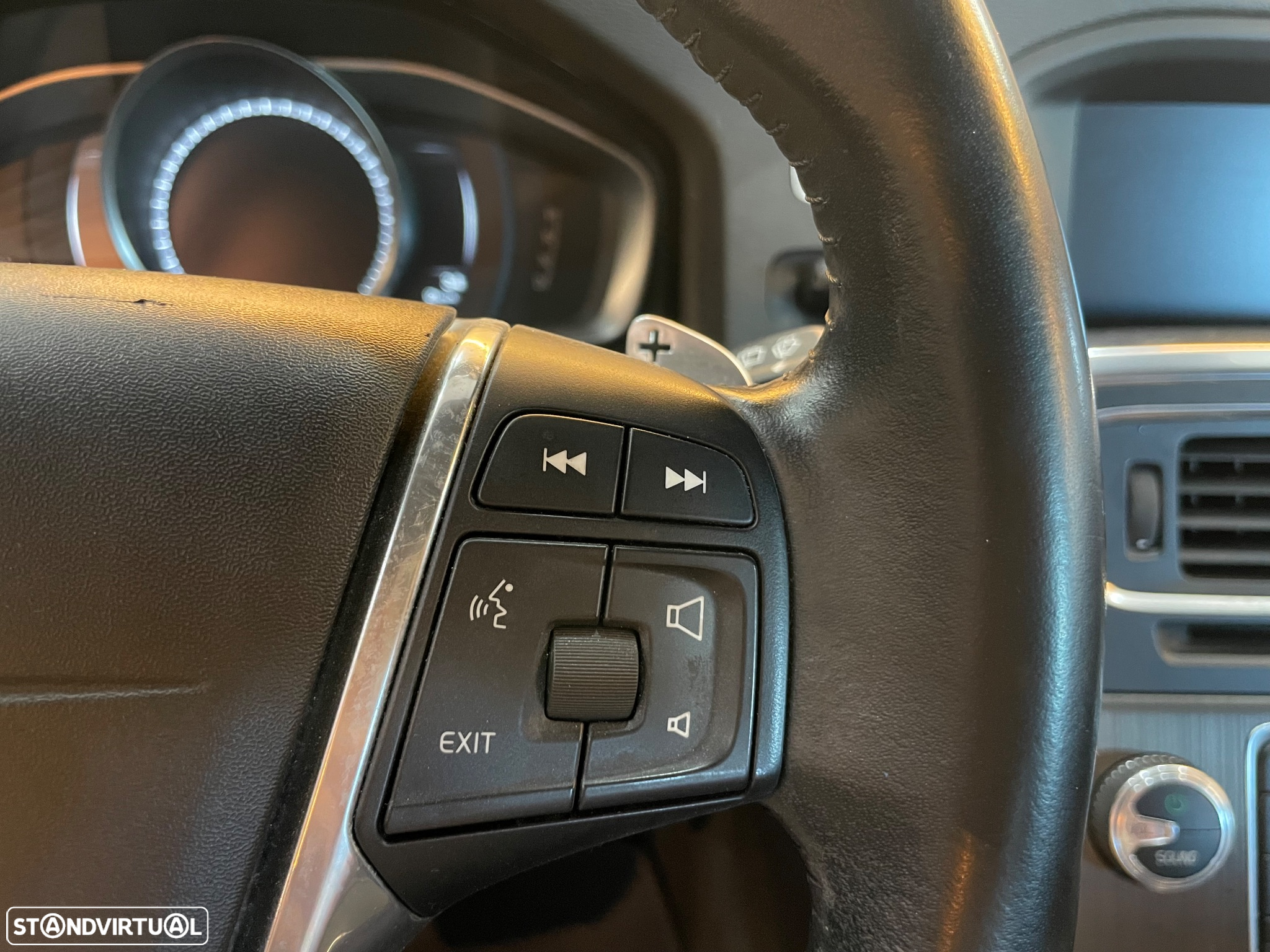Volvo V60 2.0 D3 VOR Geartronic - 19
