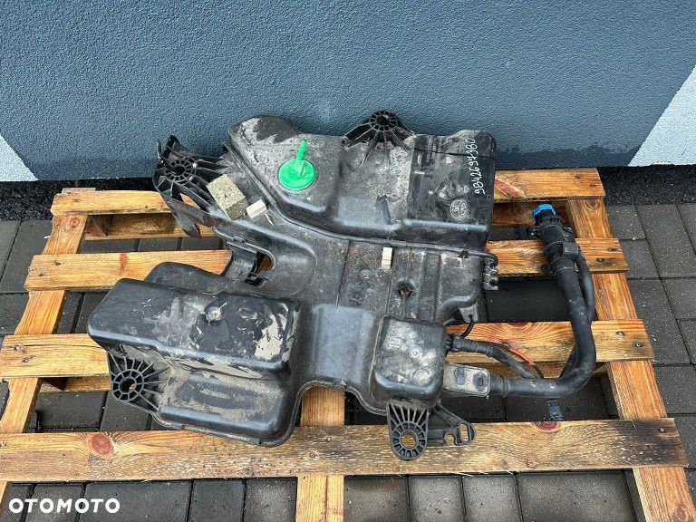 zbiornik adblue pompa fiat scudo jumpy expert iii vivaro c proace ii 2.0 hdi 2023r 9842697380 - 1