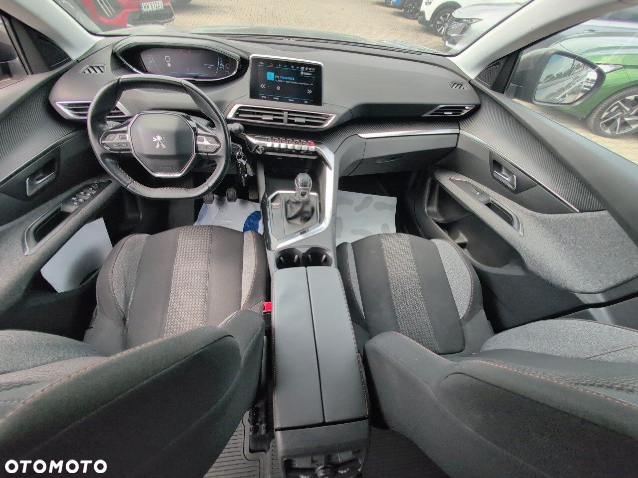 Peugeot 3008 - 8