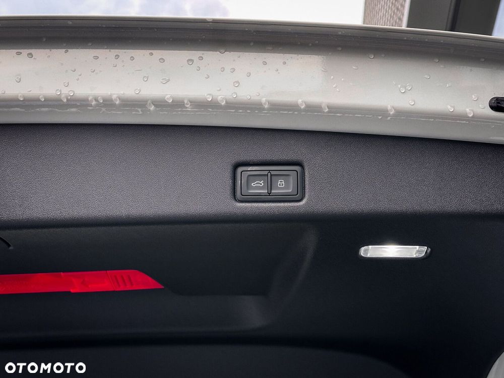 Audi Q5 Sportback - 10