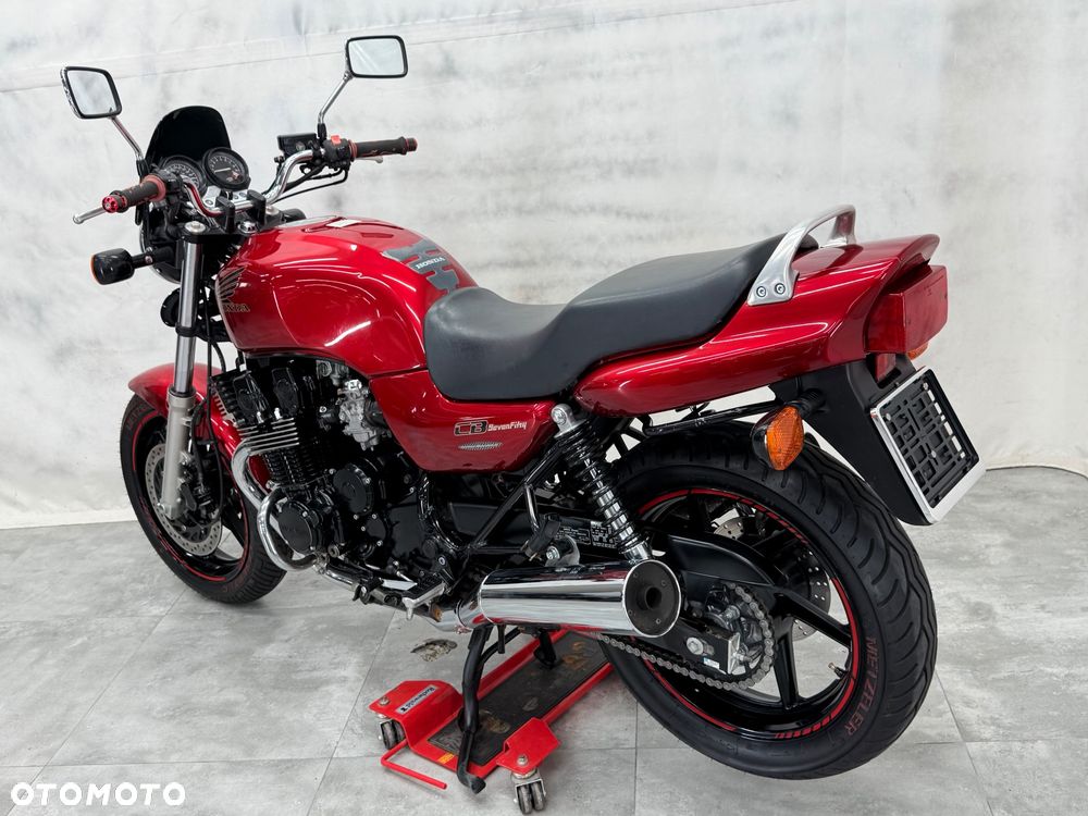 Honda CB - 3