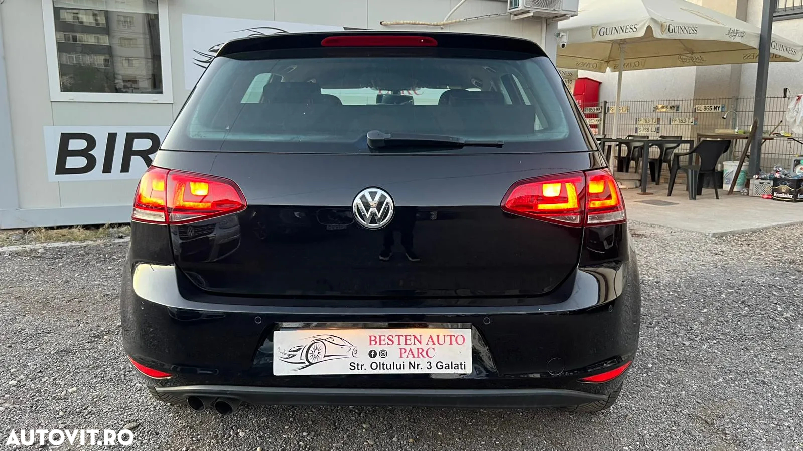 Volkswagen Golf - 36