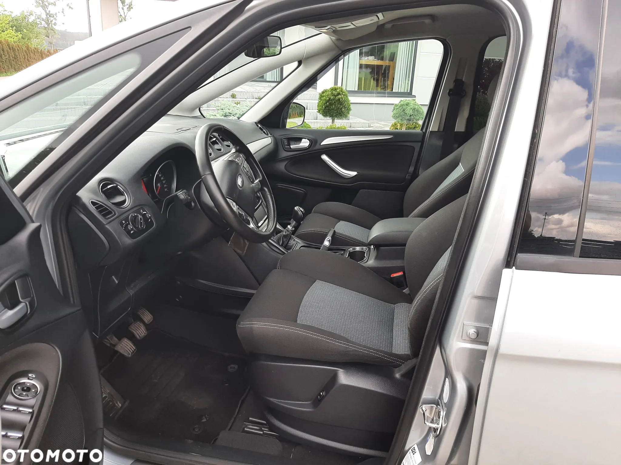 Ford S-Max 2.0 TDCi DPF Titanium - 5