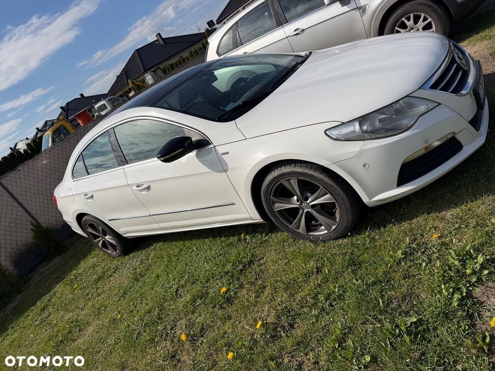 Volkswagen Passat CC - 2