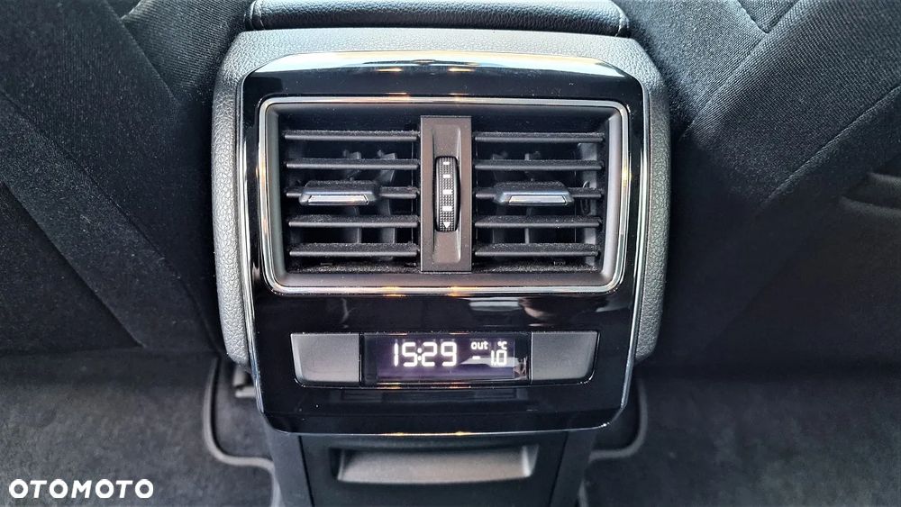 Skoda Superb 2.0 TDI Ambition - 19