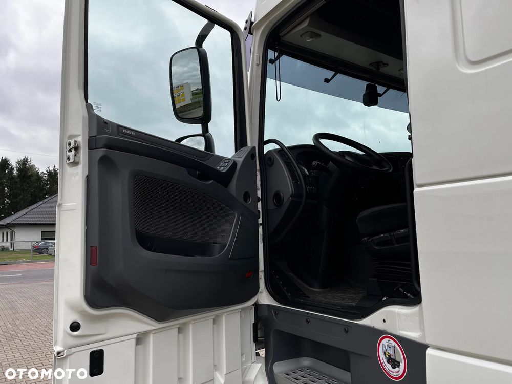 DAF XF 106.510 SPROWADZONY Z FRANCJI  SERWISOWANY DWA ŁÓŻKA BLOKADA MOSTU - 8