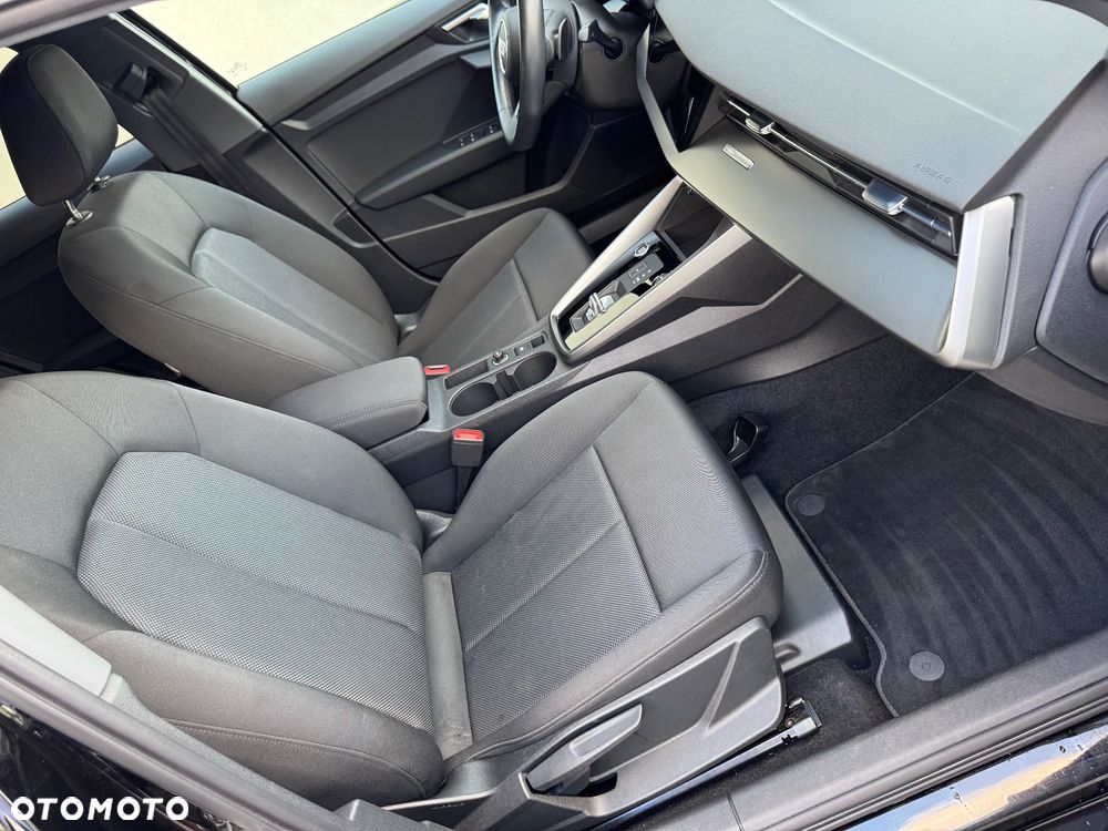 Audi A3 Sportback 30 TFSI mHEV Edition One S tronic - 21