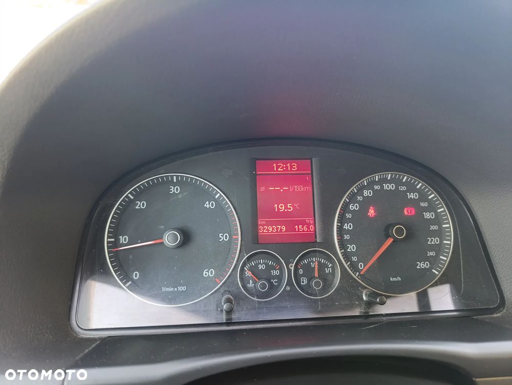 Volkswagen Touran 1.9 TDI DPF BlueMot Trendline - 10