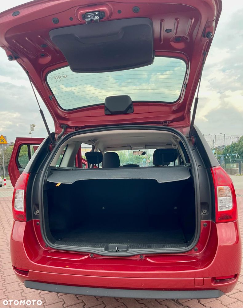 Dacia Logan 1.2 16V Laureate EU6 - 19