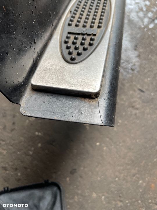 Podnóżek stopnica m pakiet Bmw e39 - 2