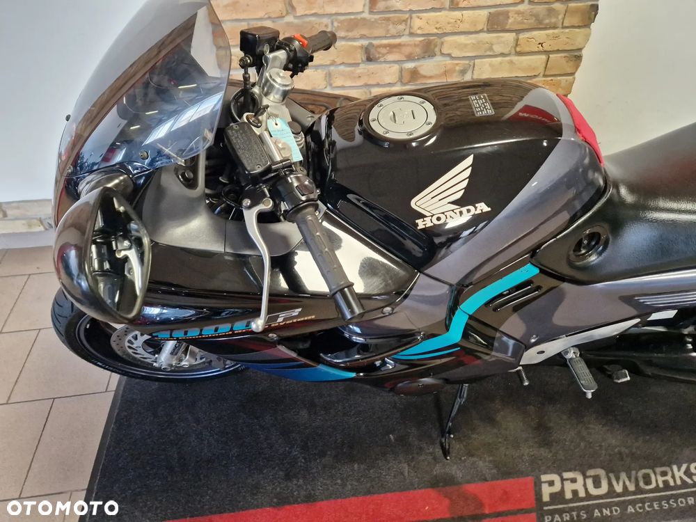 Honda CBR - 21