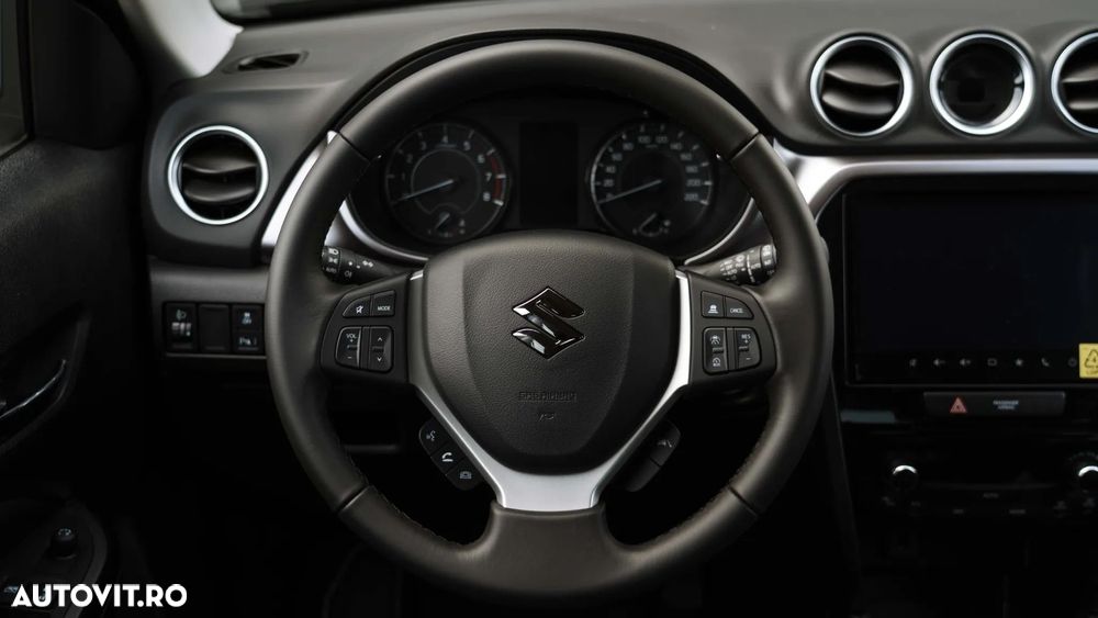 Suzuki Vitara - 8