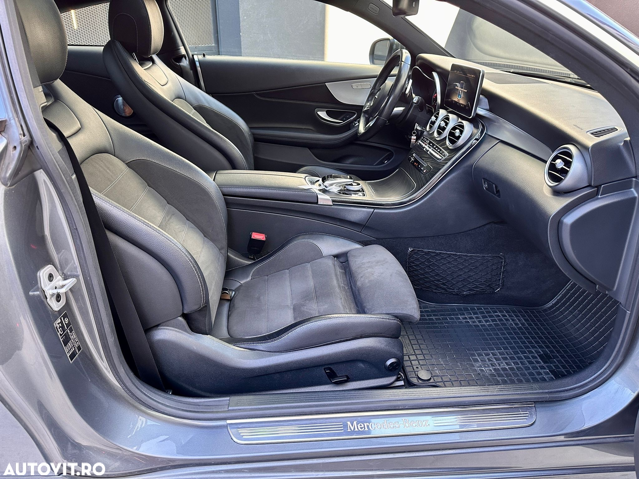 Mercedes-Benz C 250 Coupe Aut. - 8