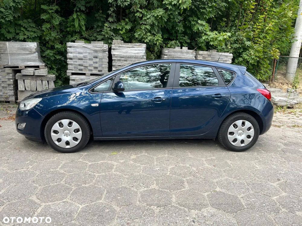 Opel Astra 1.7 CDTI DPF (119g) Edition - 2