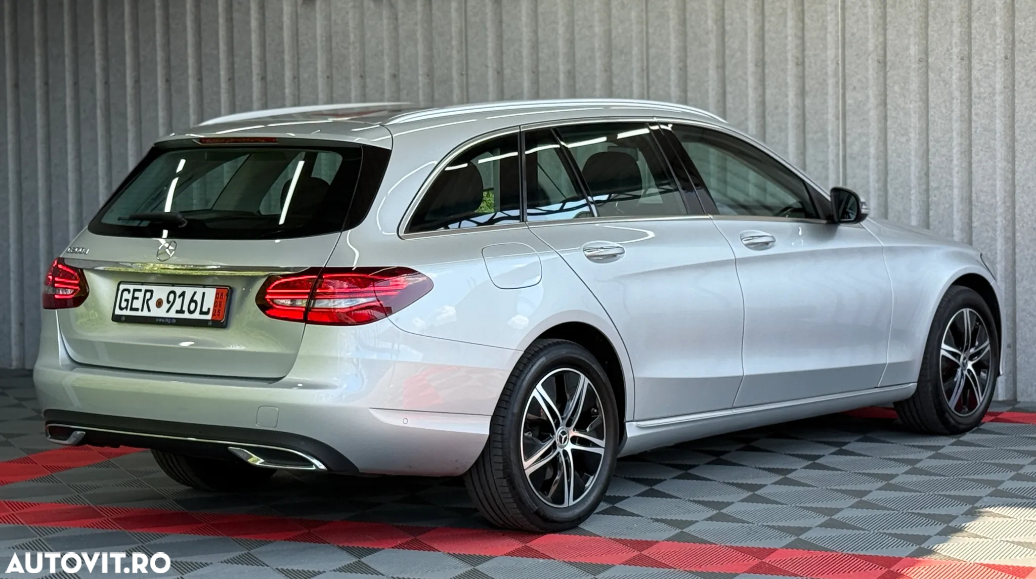 Mercedes-Benz C 200 d T 9G-TRONIC Avantgarde - 6