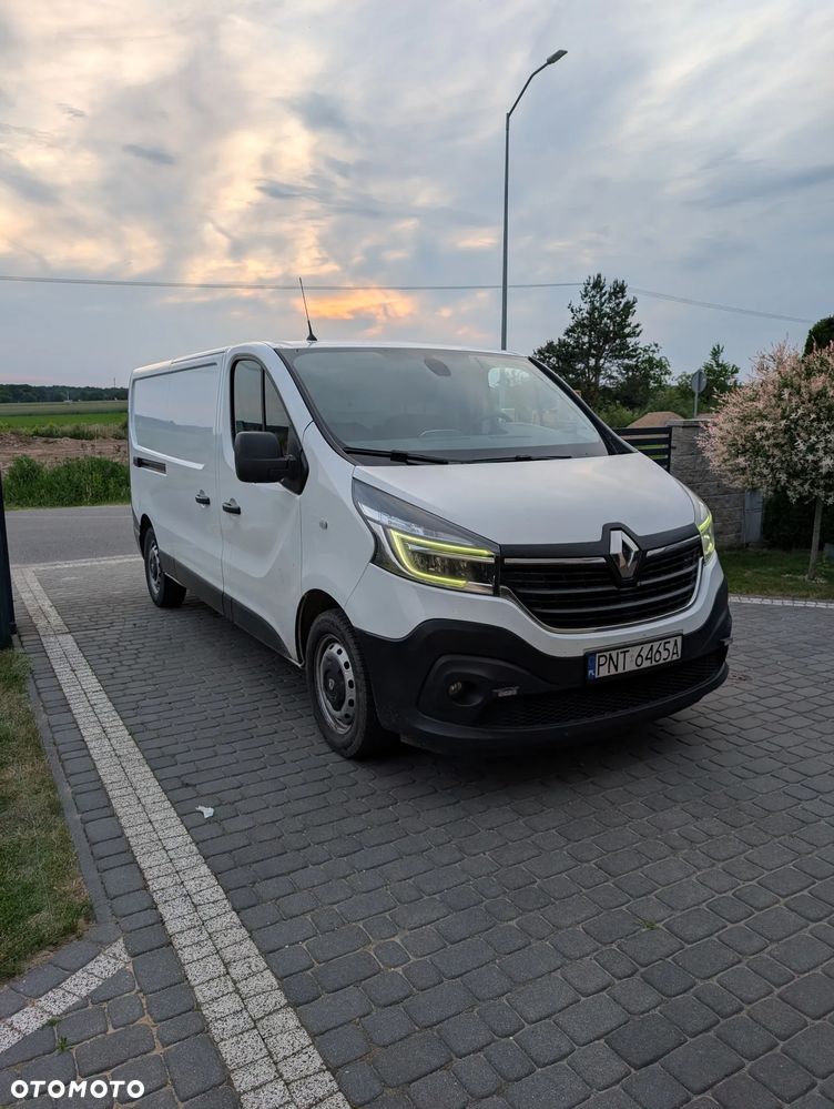Renault Trafic - 2