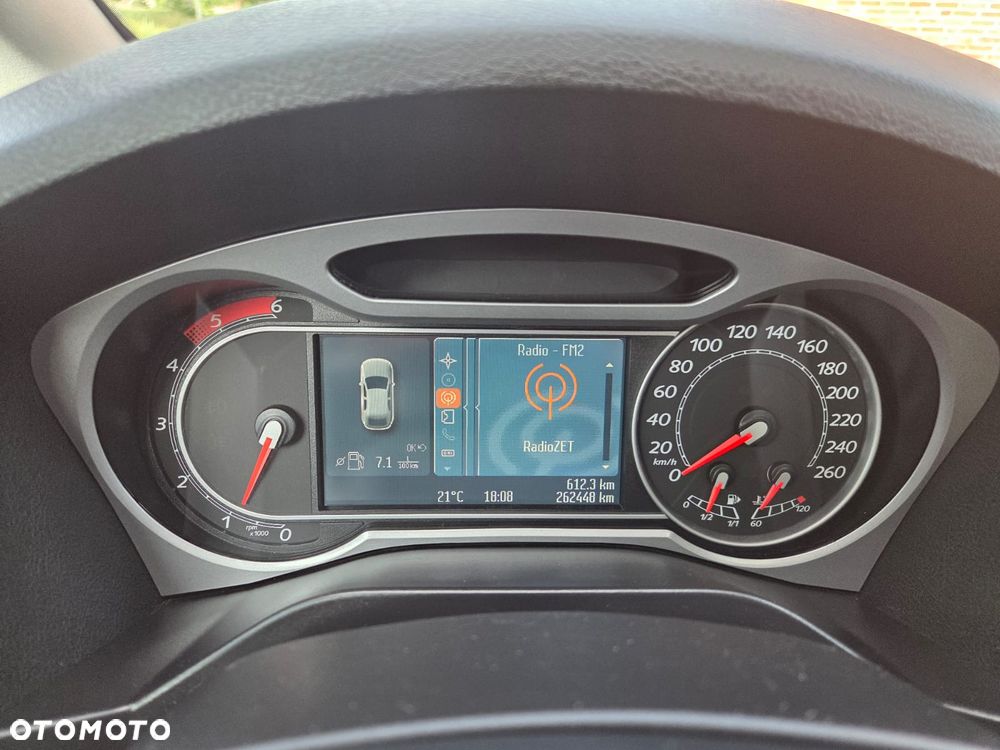 Ford S-Max 2.2 TDCi DPF Titanium - 18