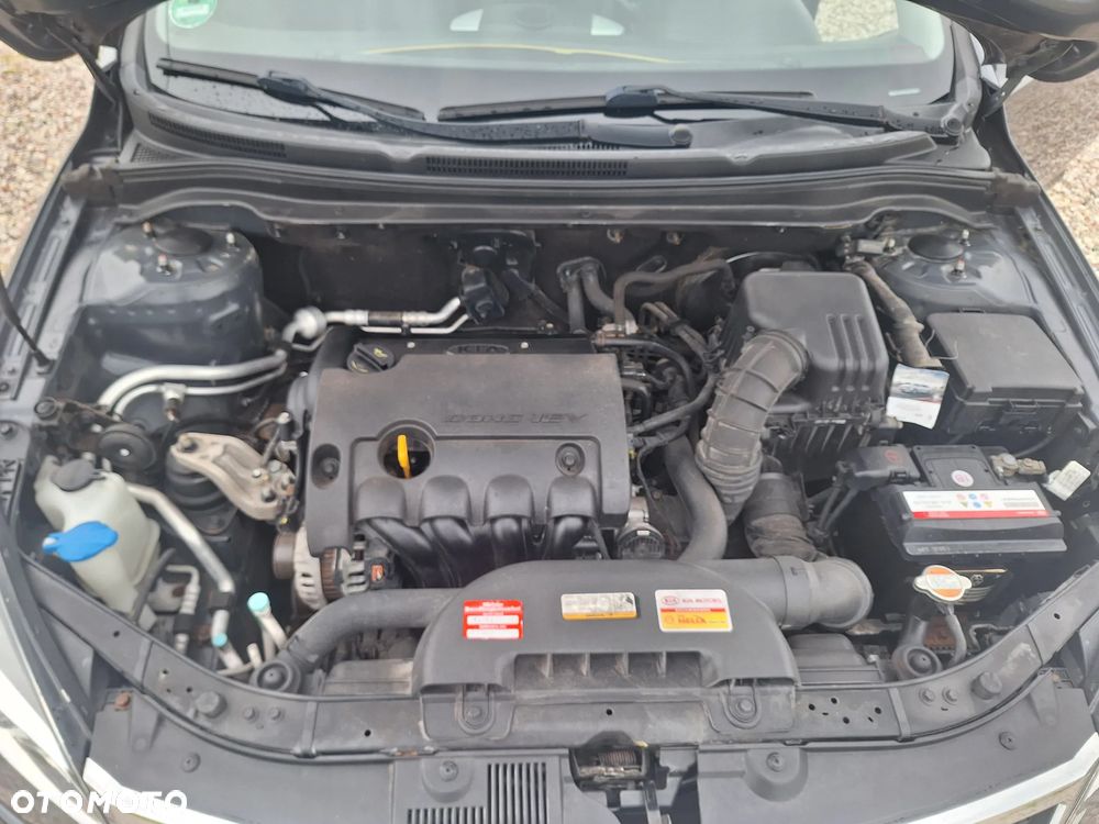 Kia Ceed 1.4 CVVT Spirit - 34