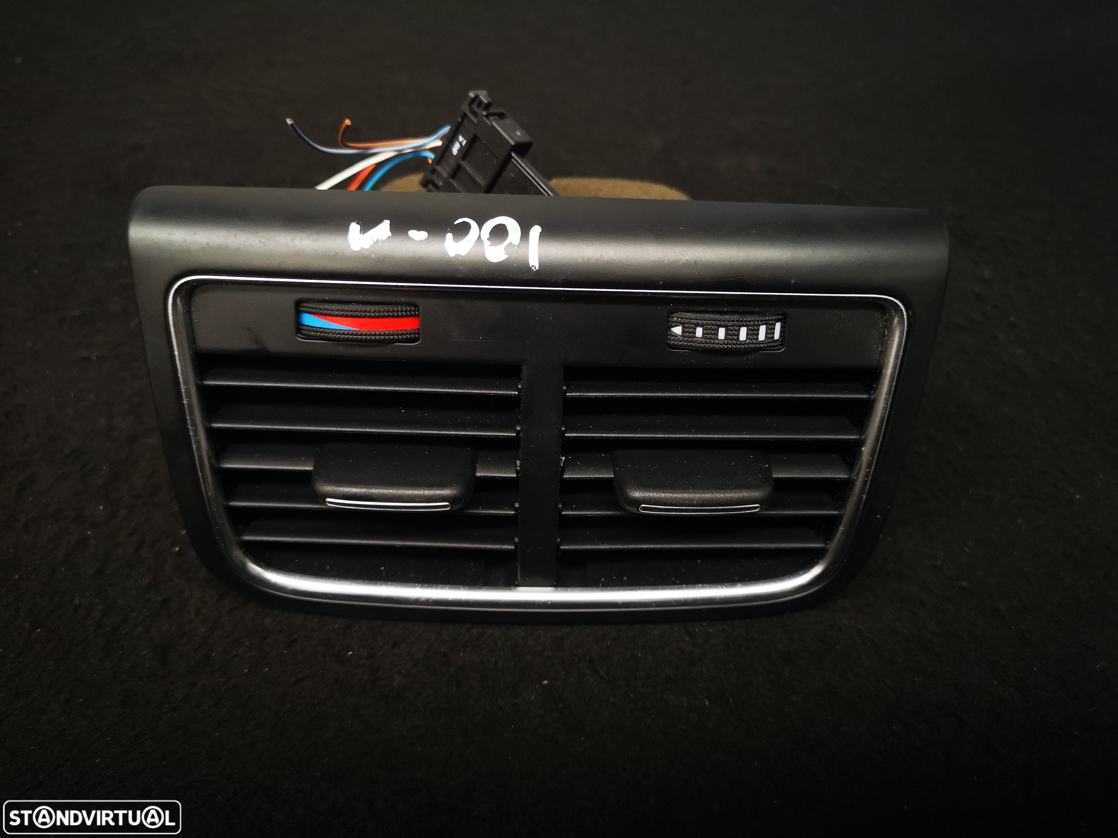 Grelha de sofagem  traseira Originais  Audi a4 a5 b8 2008+ - 3