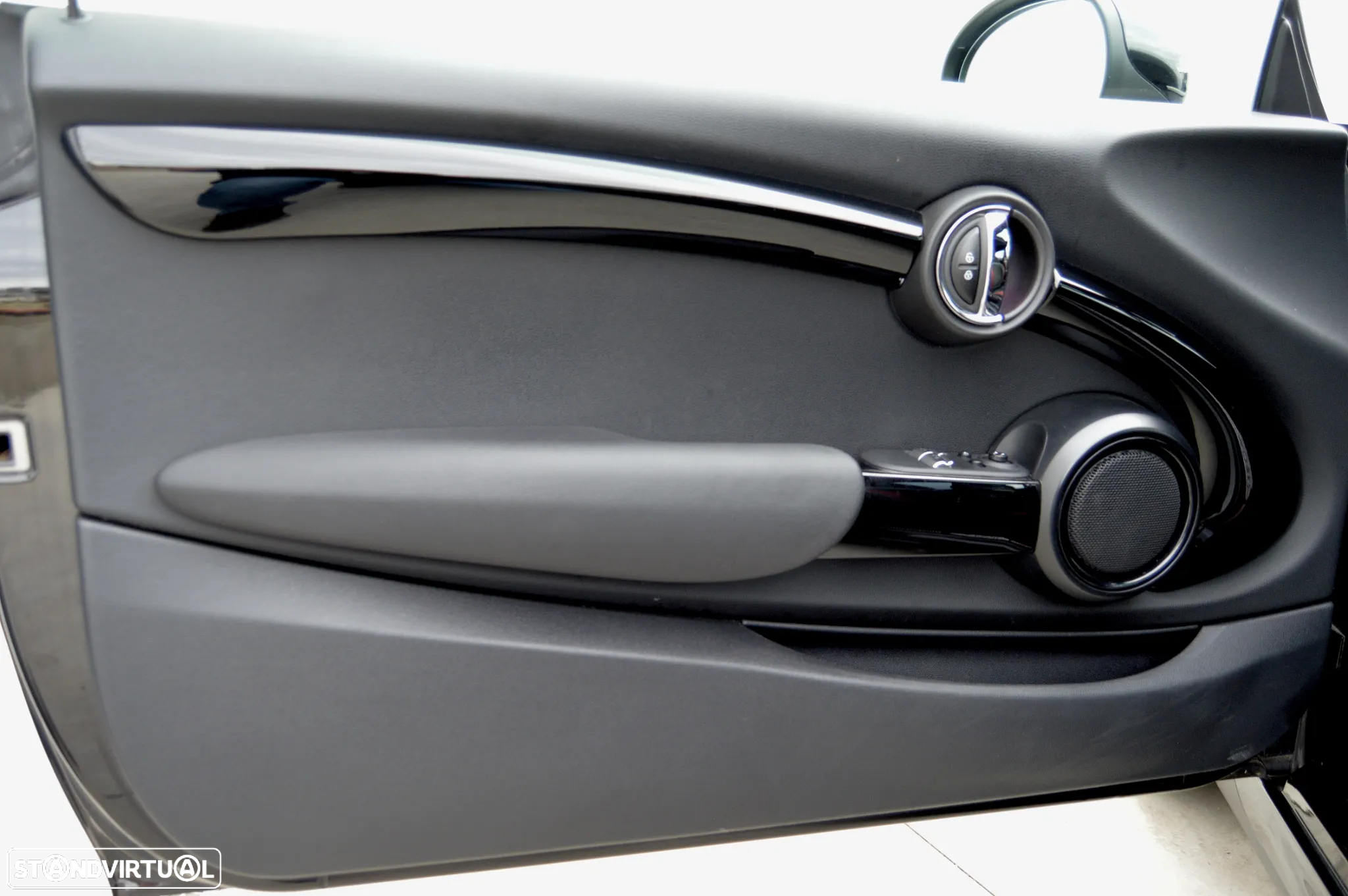 MINI 3 Portas John Cooper Works Aut. - 19