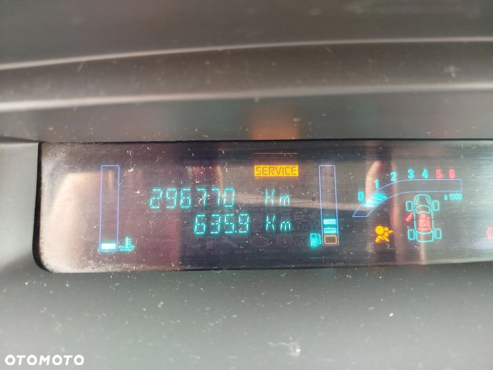 Renault Scenic 1.5 dCi Confort Authentique - 9