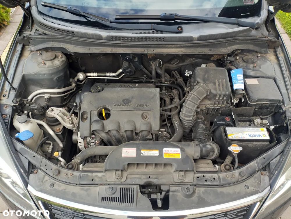 Kia Ceed 1.4 CVVT Spirit - 16