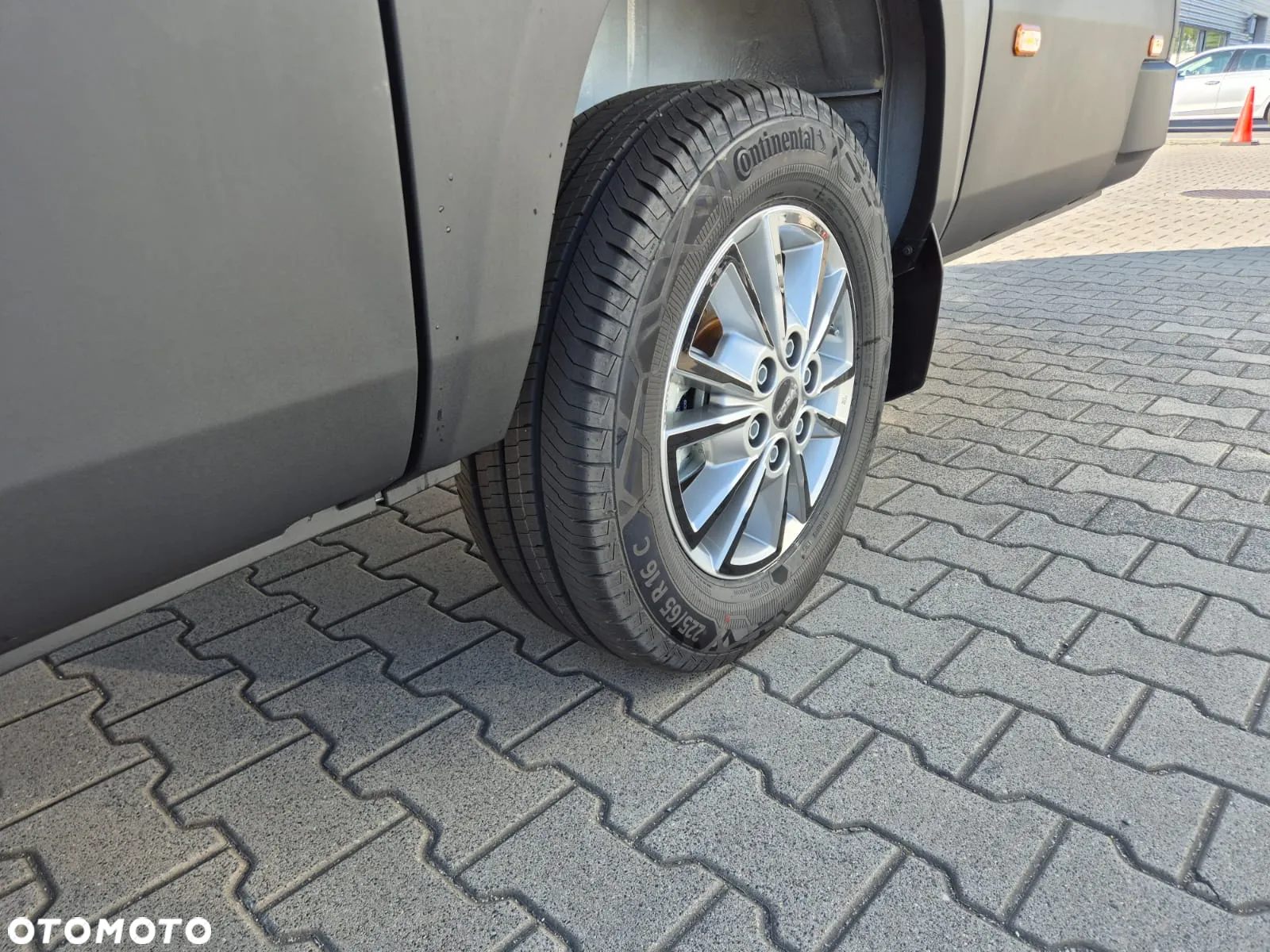 Iveco Daily / Pewny partner w biznesie ! - 12