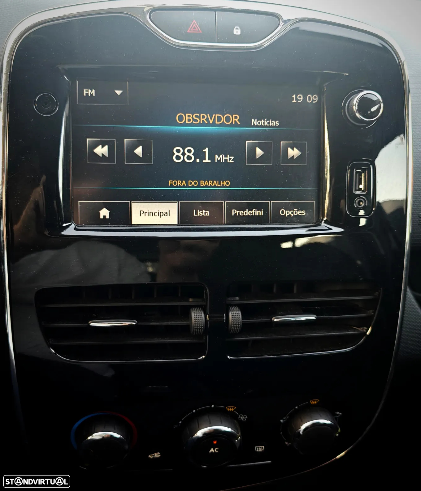 Renault Clio Sport Tourer 0.9 TCE Dynamique S - 8