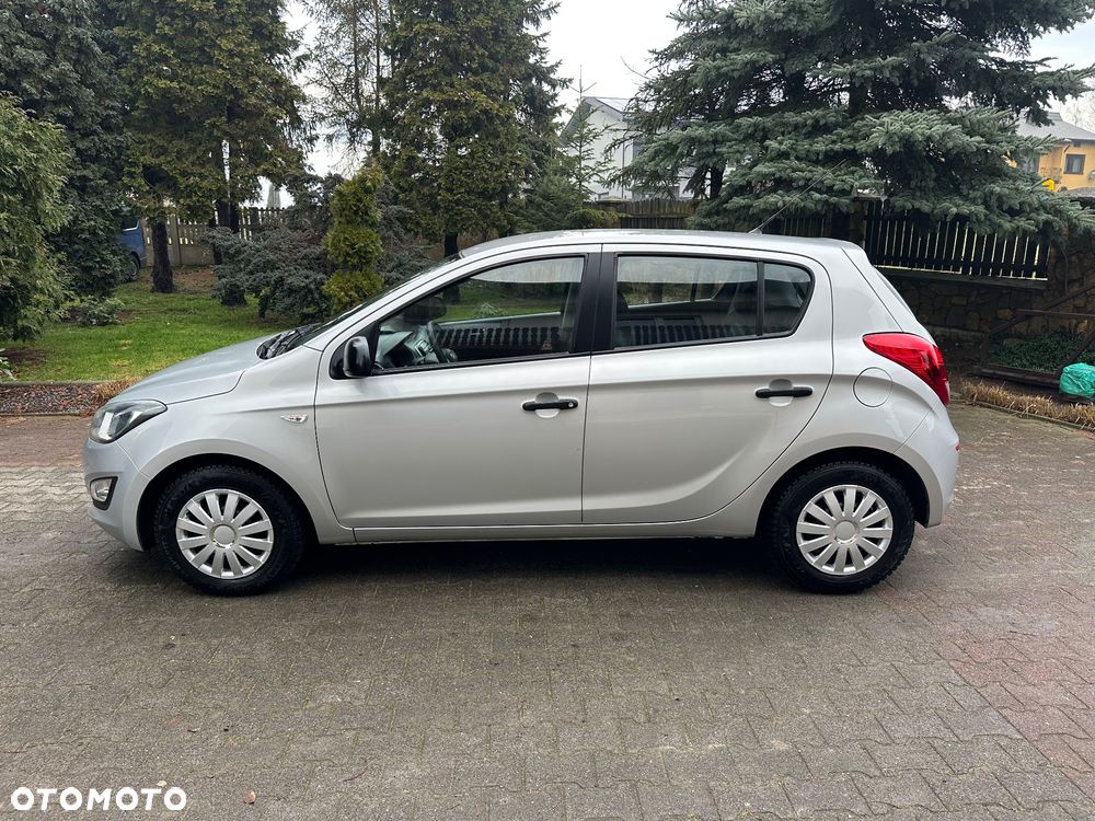 Hyundai i20 1.25 Classic + - 17