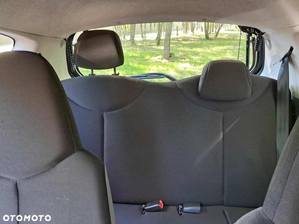 Toyota Aygo 1.0 VVT-i Terra EU5 - 19