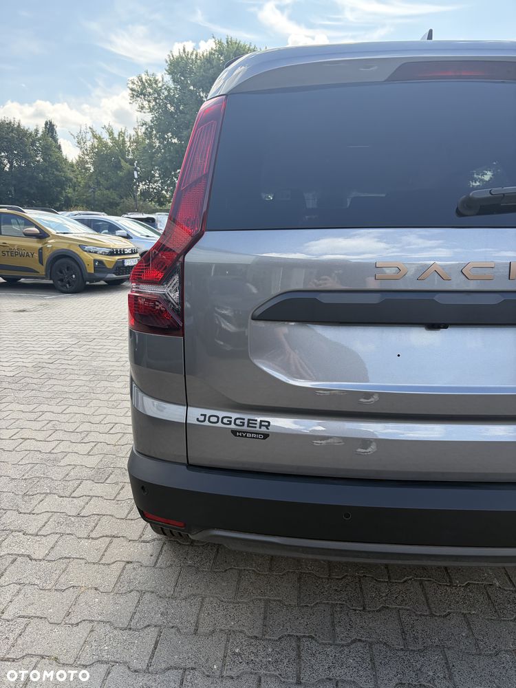 Dacia Jogger 1.6 Full Hybrid 140 Extreme MMT - 10
