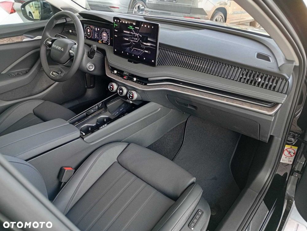 Skoda Superb 2.0 TSI L&K DSG - 28