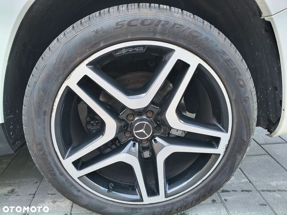 Mercedes-Benz GLS 450 4Matic 9G-TRONIC - 27