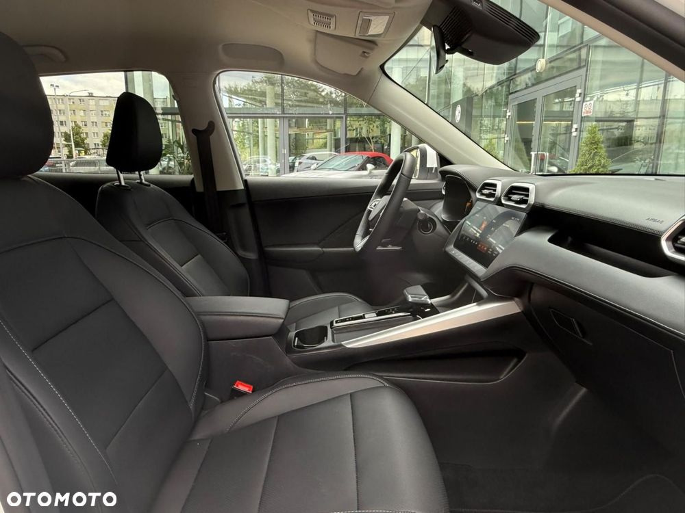 MG ZS Hybrid+ - 9