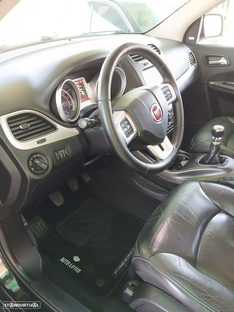 Fiat Freemont 2.0 M-Jet BlackCode - 10