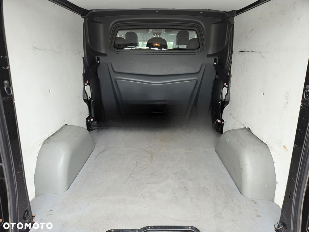 Opel VIVARO - 19