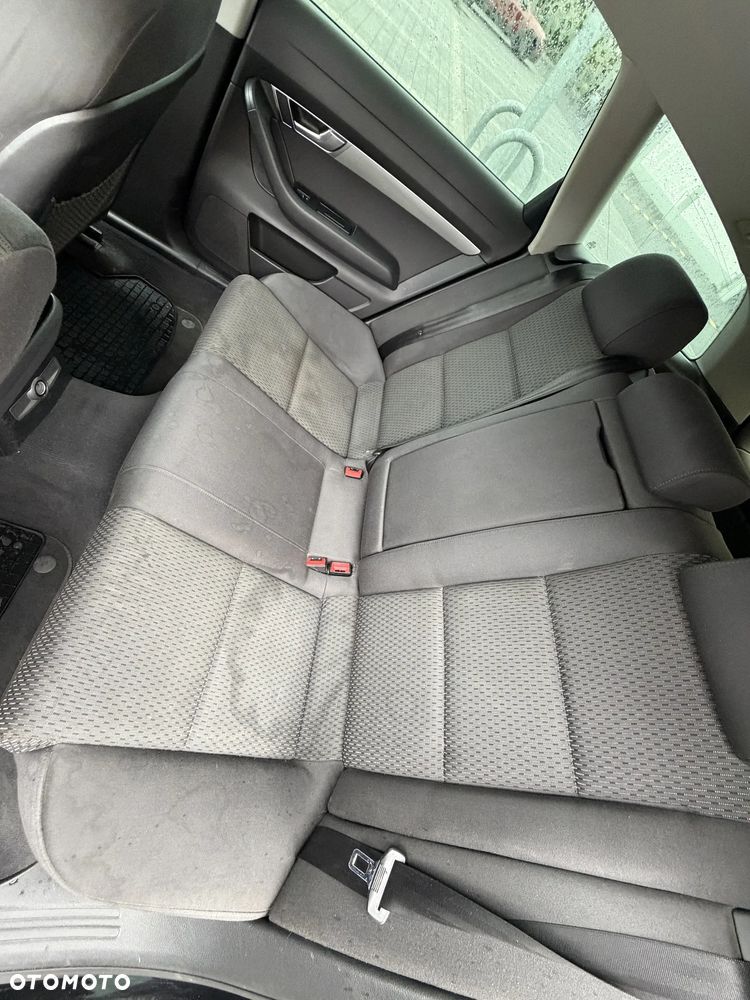 Audi A6 Avant 2.4 Quattro - 18